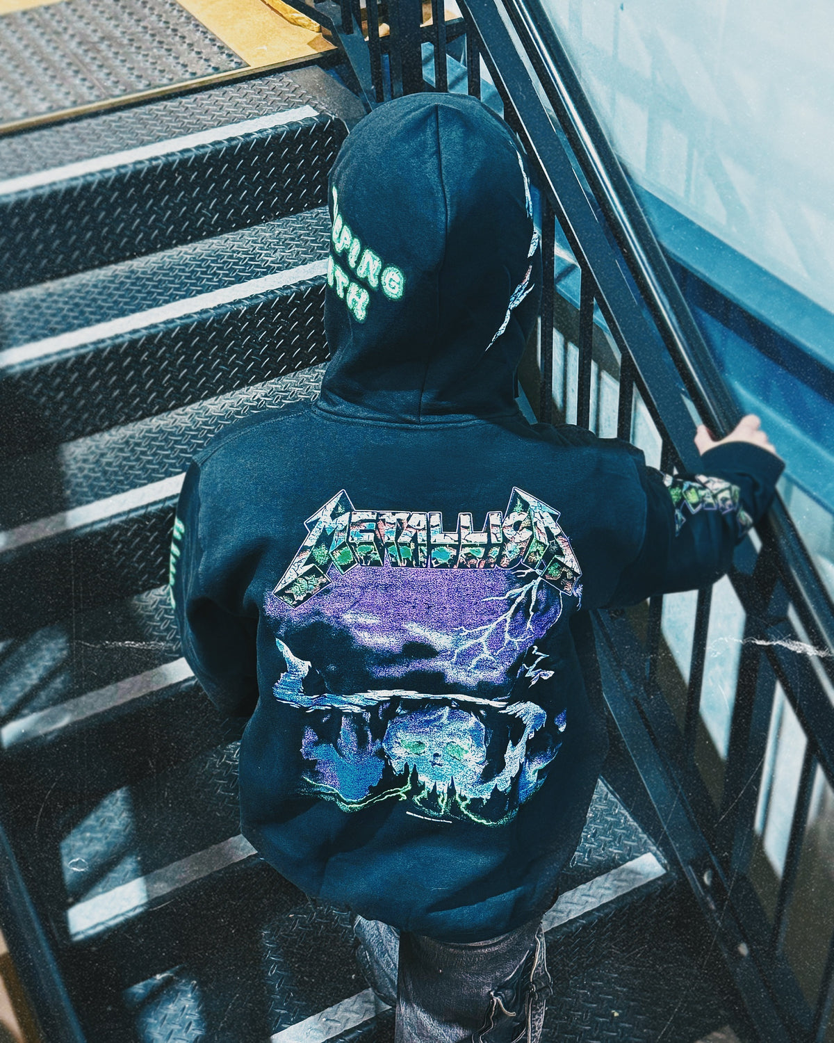 Metallica - Creeping Death - Deluxe Pullover Hoodie
